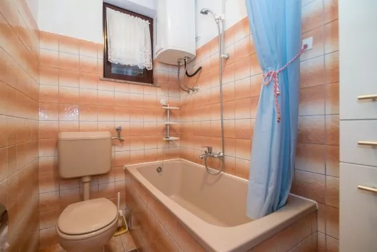 Apartmán Střední Dalmácie - Okrug Gornji DA 3305 N1