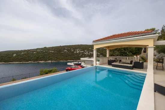Vila s bazénem Střední Dalmácie - Vinišće DA 3406 N1