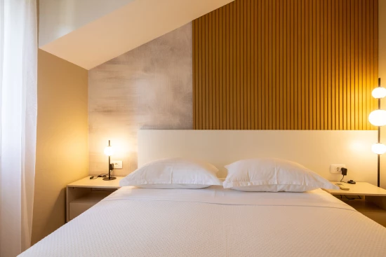 Vila s bazénem Střední Dalmácie - Vinišće DA 3406 N1