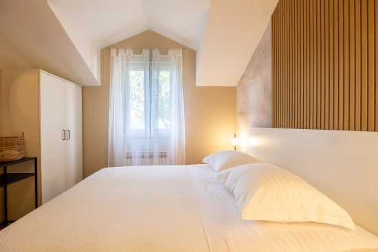 Vila s bazénem Střední Dalmácie - Vinišće DA 3406 N1