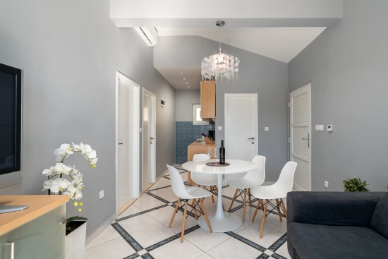 Vila s bazénem Střední Dalmácie - Vinišće DA 3406 N1