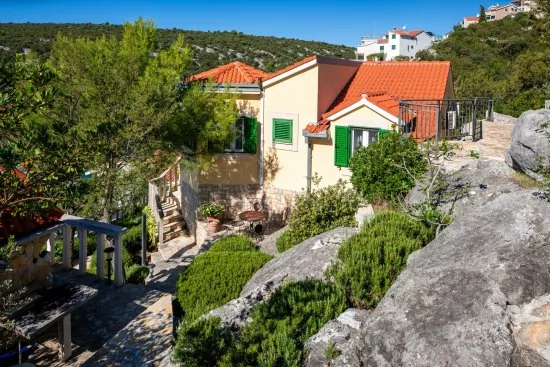 Vila s bazénem Střední Dalmácie - Vinišće DA 3407 N1