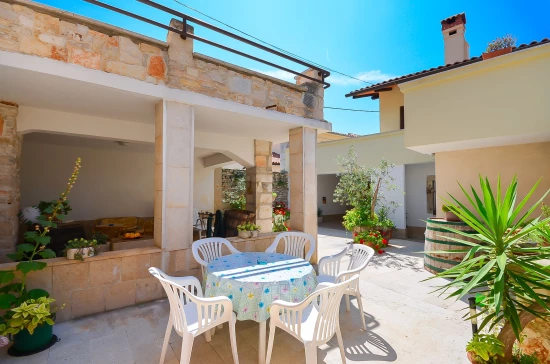 Domek Istrie - Fažana IS 2202 N1