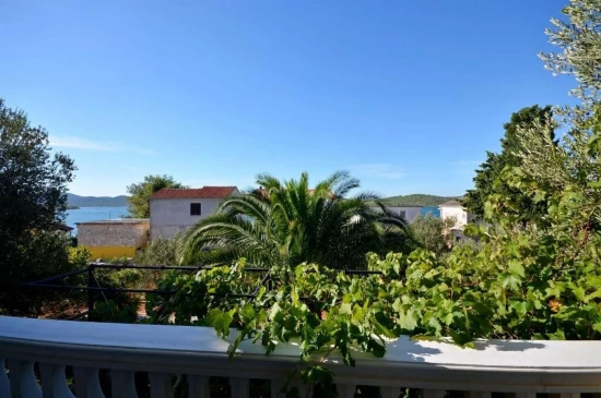 Apartmán Severní Dalmácie - Pirovac DA 4203 N1