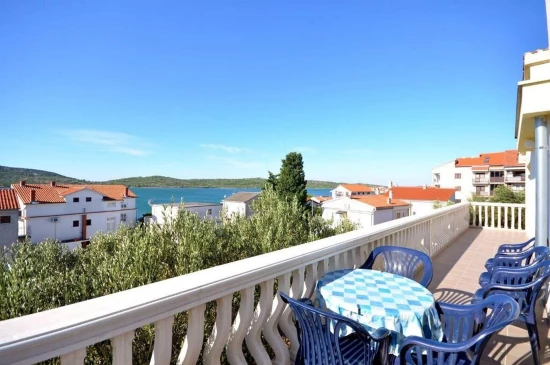 Apartmán Severní Dalmácie - Pirovac DA 4203 N3