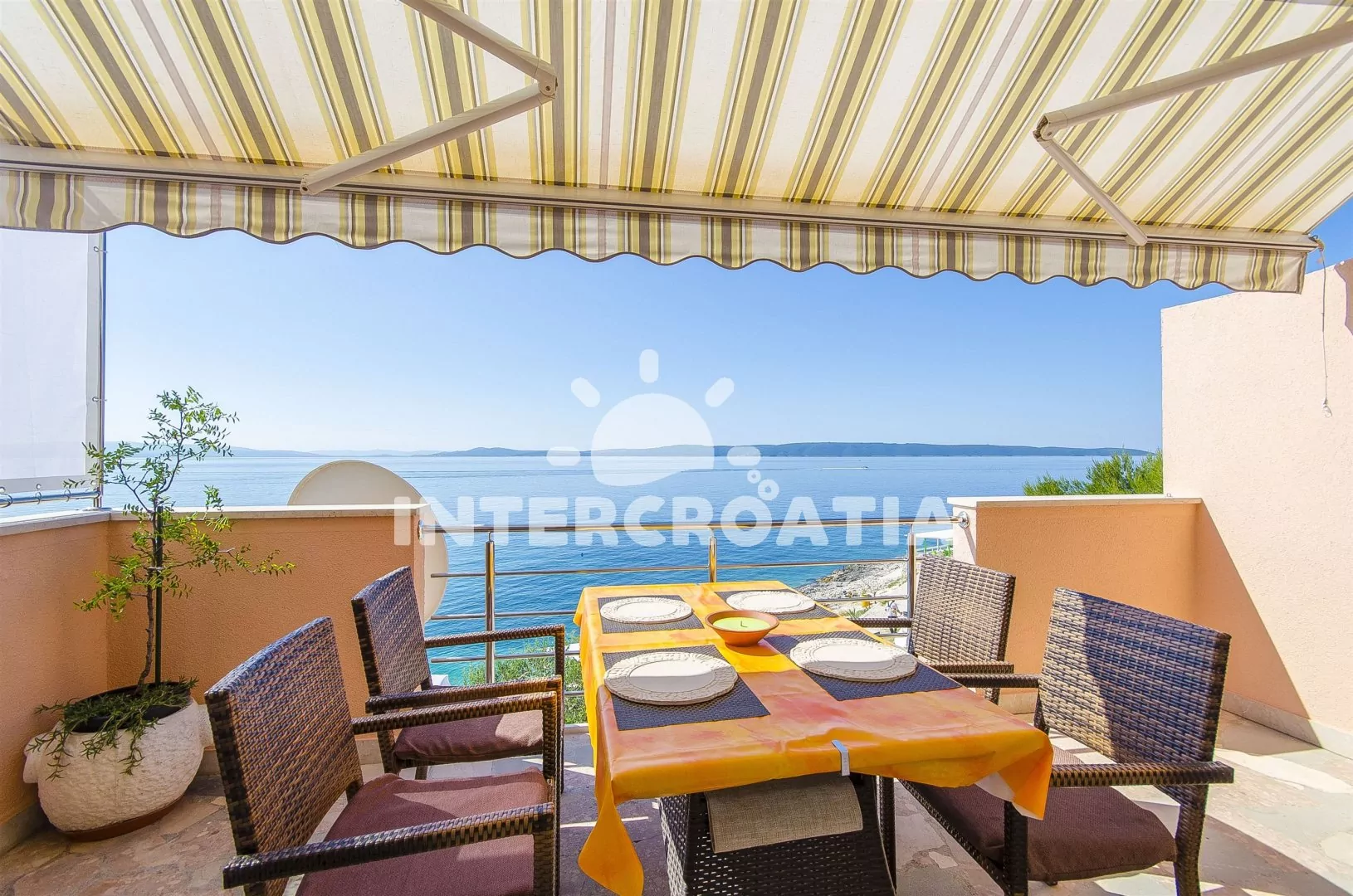 Apartmán Střední Dalmácie - Okrug Gornji DA 3306 N1