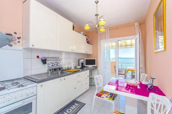 Apartmán Střední Dalmácie - Okrug Gornji DA 3306 N1