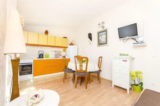 Apartmán Střední Dalmácie - Okrug Gornji DA 3306 N2