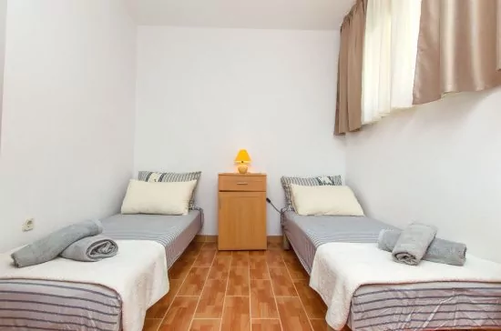 Apartmán Ostrov Hvar - Vrboska OS 2003 N2