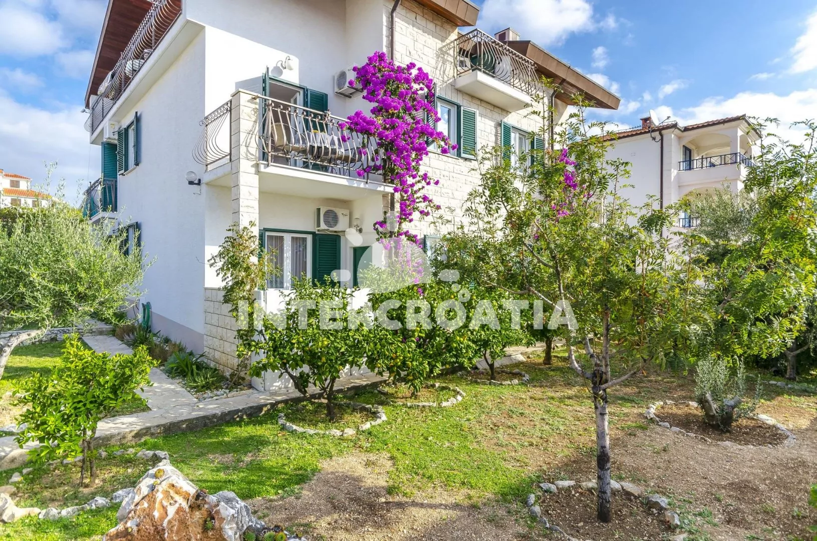 Apartmán Střední Dalmácie - Okrug Gornji DA 3336 N1