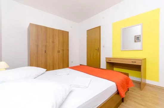Apartmán Střední Dalmácie - Okrug Gornji DA 3336 N1