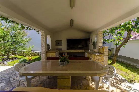 Apartmán Střední Dalmácie - Okrug Gornji DA 3336 N1