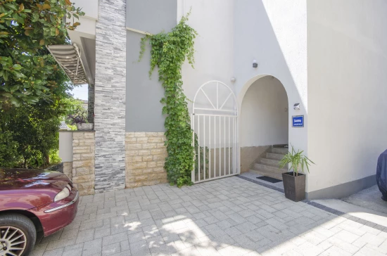 Apartmán Severní Dalmácie - Vodice DA 4222 N1