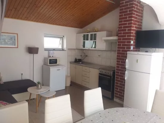 Apartmán Severní Dalmácie - Pakoštane DA 4602 N1