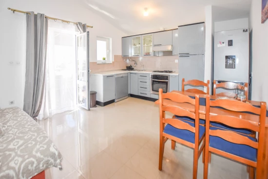 Apartmán Severní Dalmácie - Pakoštane DA 4602 N3