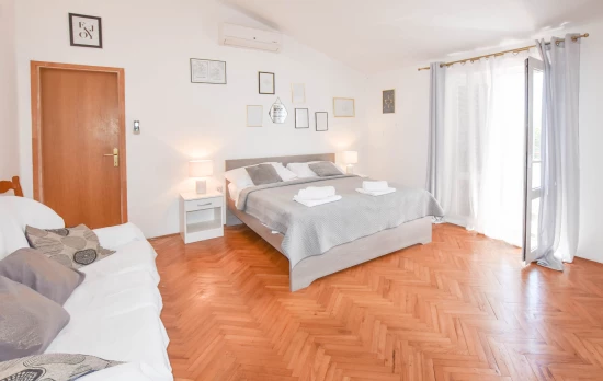 Apartmán Severní Dalmácie - Pakoštane DA 4602 N3
