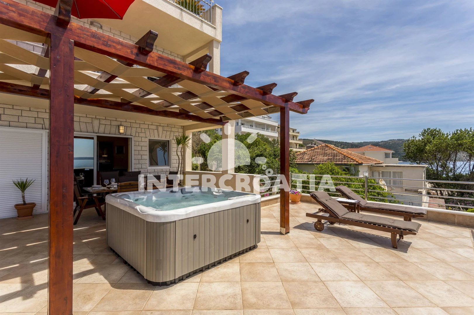 Apartmán Střední Dalmácie - Okrug Gornji DA 3308 N1