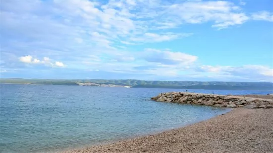 Oblázková pláž - Ruskamen (Lokva Rogoznica)