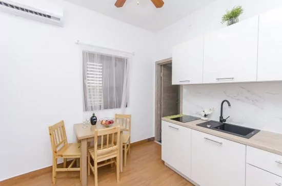 Apartmán Severní Dalmácie - Pirovac DA 4204 N1