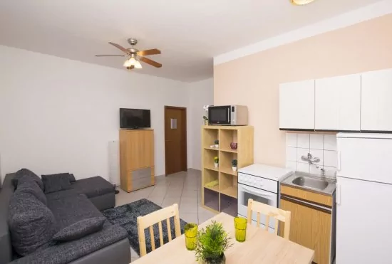 Apartmán Severní Dalmácie - Pirovac DA 4204 N2