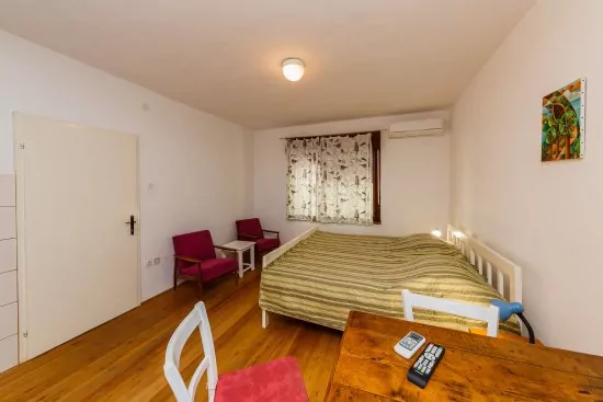 Apartmán Střední Dalmácie - Kaštela DA 3103 N2