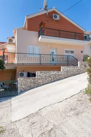 Apartmán Střední Dalmácie - Marina DA 3410 N1