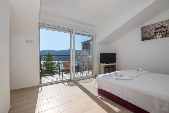 Apartmán Střední Dalmácie - Marina DA 3410 N2