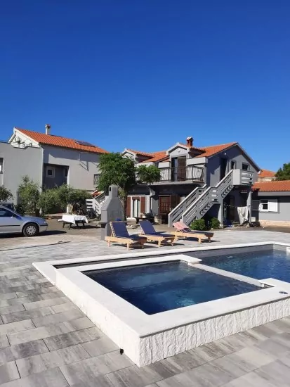 Apartmán Severní Dalmácie - Privlaka DA 5303 N1