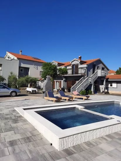 Apartmán Severní Dalmácie - Privlaka DA 5303 N1