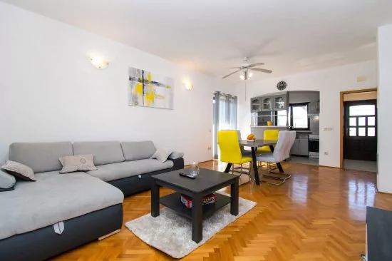 Apartmán Severní Dalmácie - Privlaka DA 5303 N1