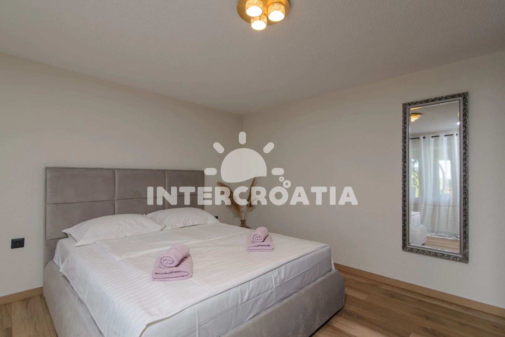 Apartmán Střední Dalmácie - Okrug Gornji DA 3309 N2
