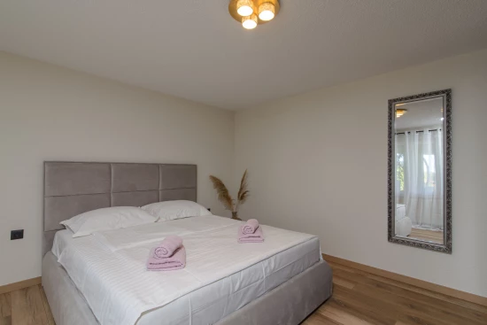 Apartmán Střední Dalmácie - Okrug Gornji DA 3309 N2