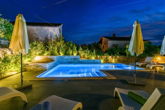 Apartmán Střední Dalmácie - Okrug Gornji DA 3309 N4