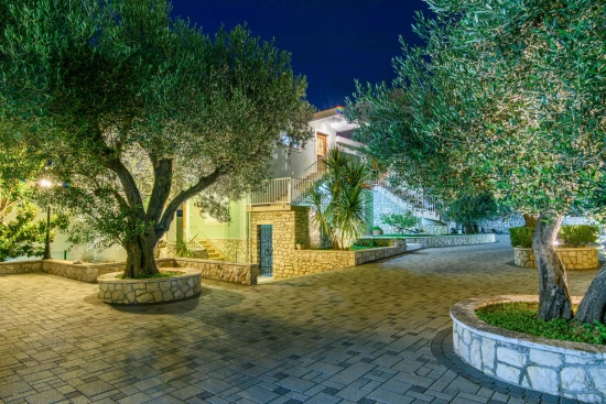 Apartmán Střední Dalmácie - Okrug Gornji DA 3309 N4