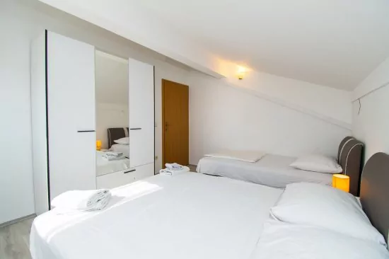 Apartmán Severní Dalmácie - Privlaka DA 5303 N2