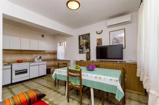 Apartmán Střední Dalmácie - Slatine (Čiovo) DA 3205 N1