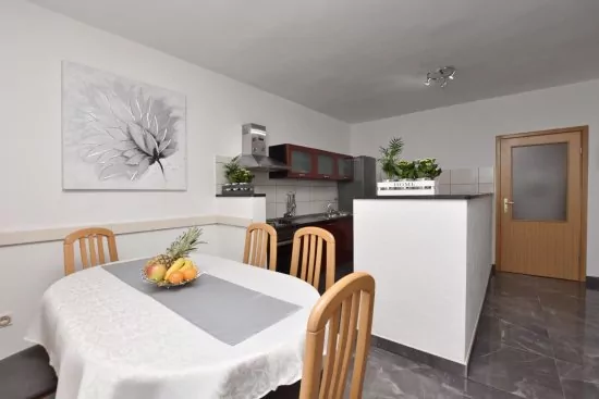 Apartmán Střední Dalmácie - Duće DA 2713 N2