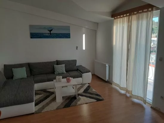 Apartmán Střední Dalmácie - Dugi Rat DA 2801 N1