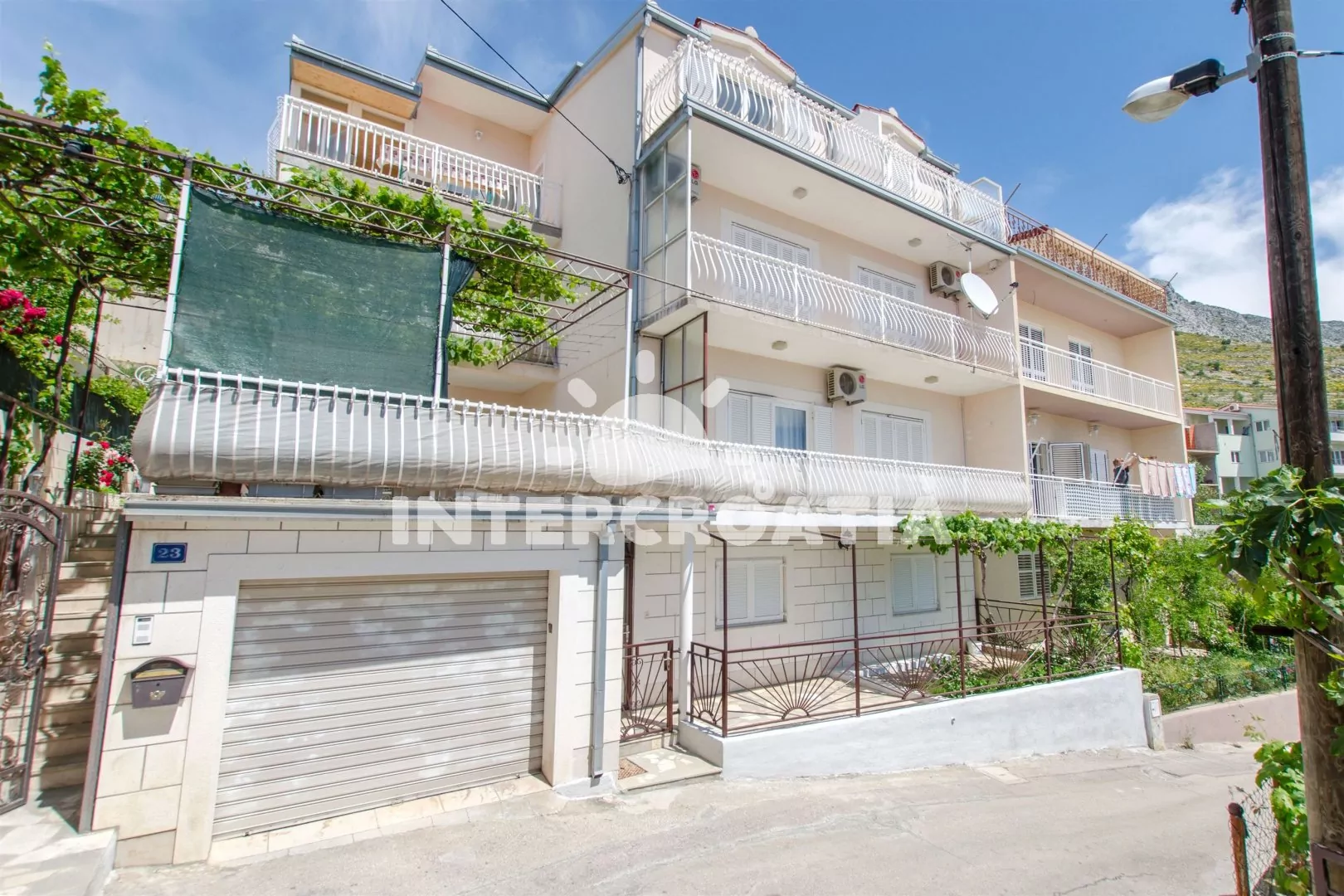 Apartmán Střední Dalmácie - Dugi Rat DA 2801 N1