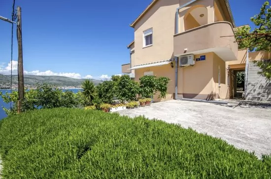 Apartmán Střední Dalmácie - Okrug Donji DA 3311 N1