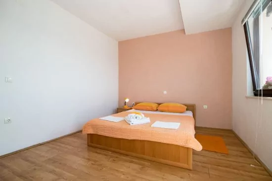 Apartmán Střední Dalmácie - Pisak DA 2307 N2