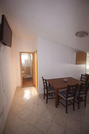 Apartmán Střední Dalmácie - Pisak DA 2307 N3