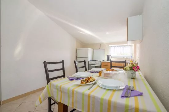 Apartmán Střední Dalmácie - Pisak DA 2307 N4