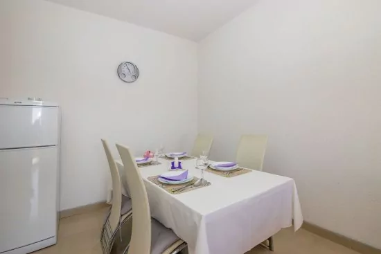 Apartmán Střední Dalmácie - Pisak DA 2307 N5