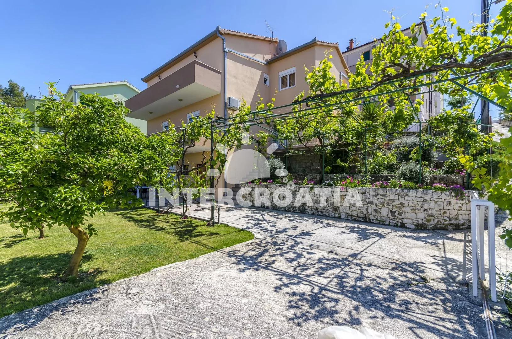 Apartmán Střední Dalmácie - Okrug Donji DA 3311 N2