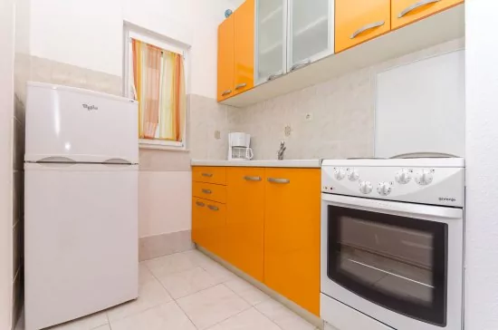 Apartmán Střední Dalmácie - Okrug Donji DA 3311 N5