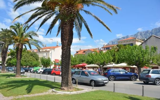 Pobřeží města Makarska