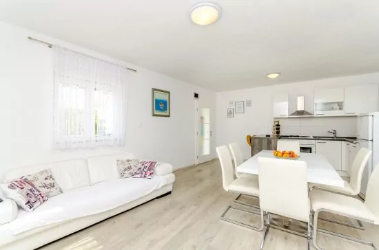 Apartmán Střední Dalmácie - Vinišće DA 3414 N1