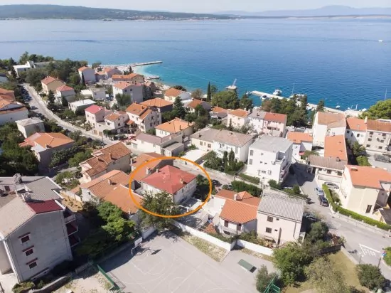 Umístění objektu z leteckého pohledu.