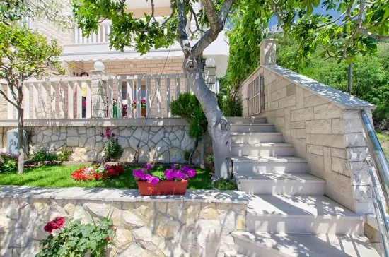 Apartmán Střední Dalmácie - Pisak DA 2308 N4